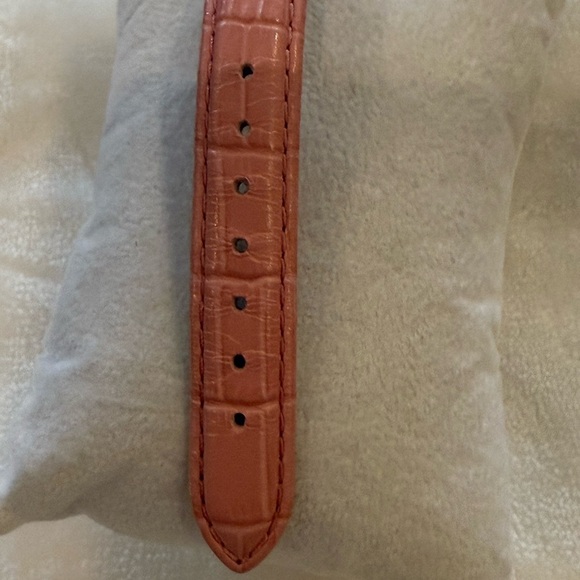 Honora Pink Leather & Pearl Bracelet – Genuine Leather, Silver Accents - EUC - Picture 4 of 13